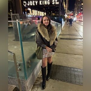 Meet your Posher, Abigail